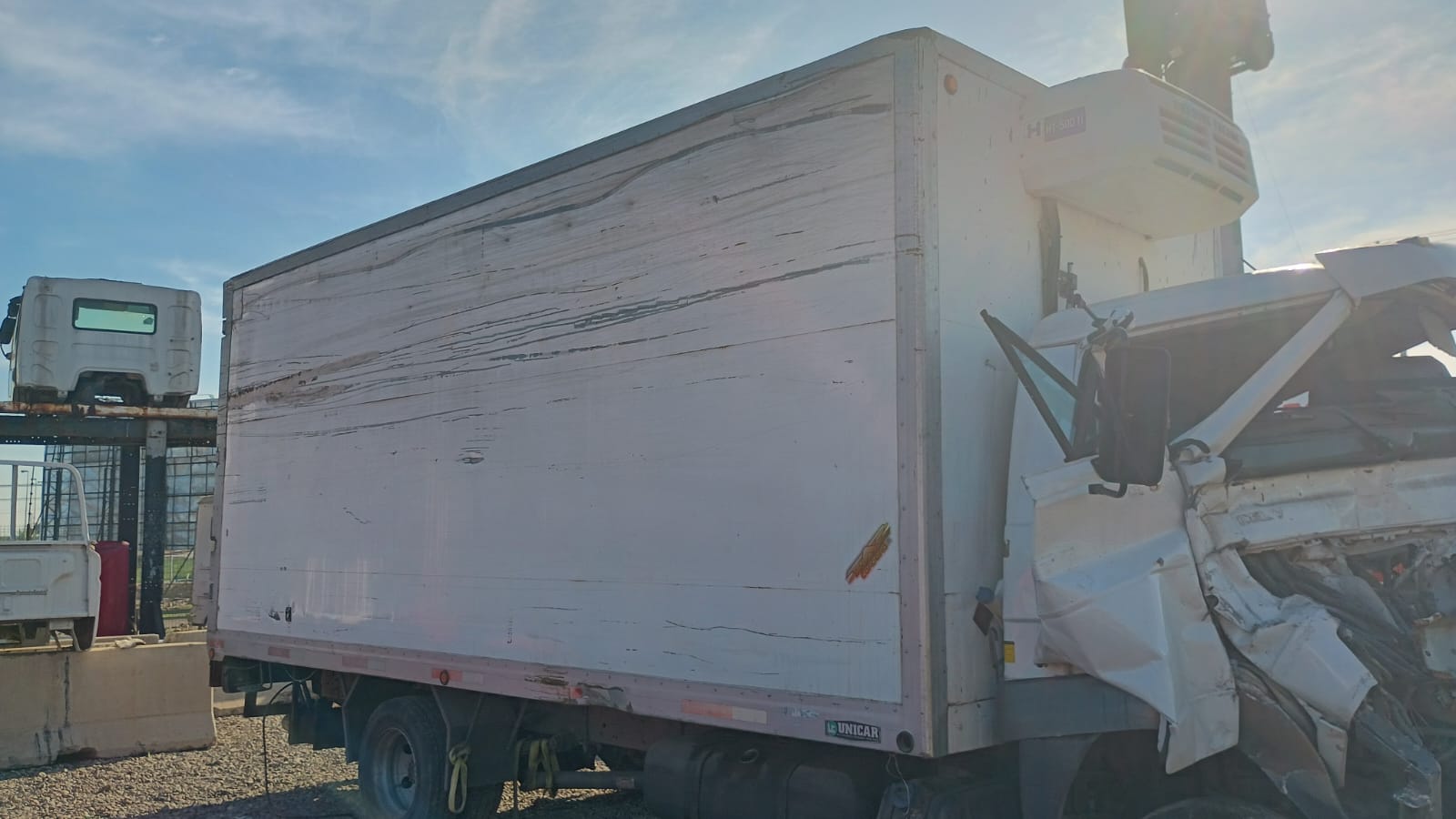 ESTANQUE ACUMULADOR DE AIRE Volkswagen DELIVERY 2013  USADO  EN DESARME